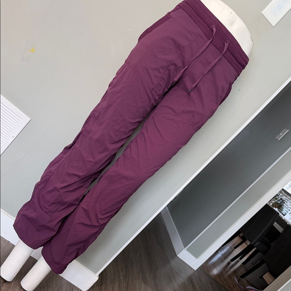 Lululemon size 4 Studio Pants
